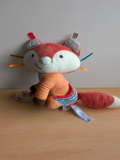 Renard Peluche d activite renard orange anneau Skip hop
