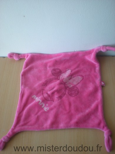 Marque Inconnue Carre Rose avec tête de minnie et nom minnie dessous - Bon état