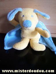 Marque Inconnue Chien Jaune cape bleue - Etat moyen