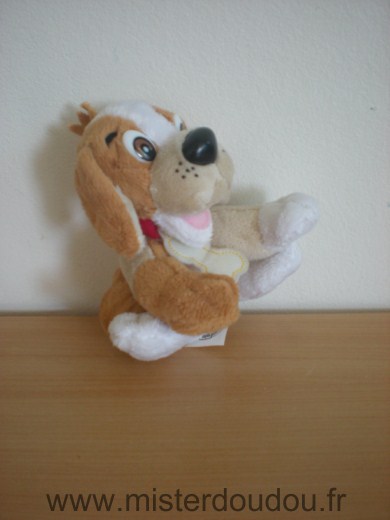 Marque Inconnue Chien Beige blanc marron collier rouge avec os - Très bon état